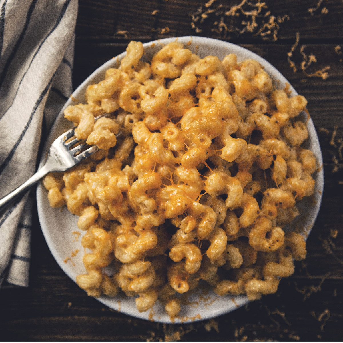 Cheesy Mac N Cheese - Olive Oil Critic